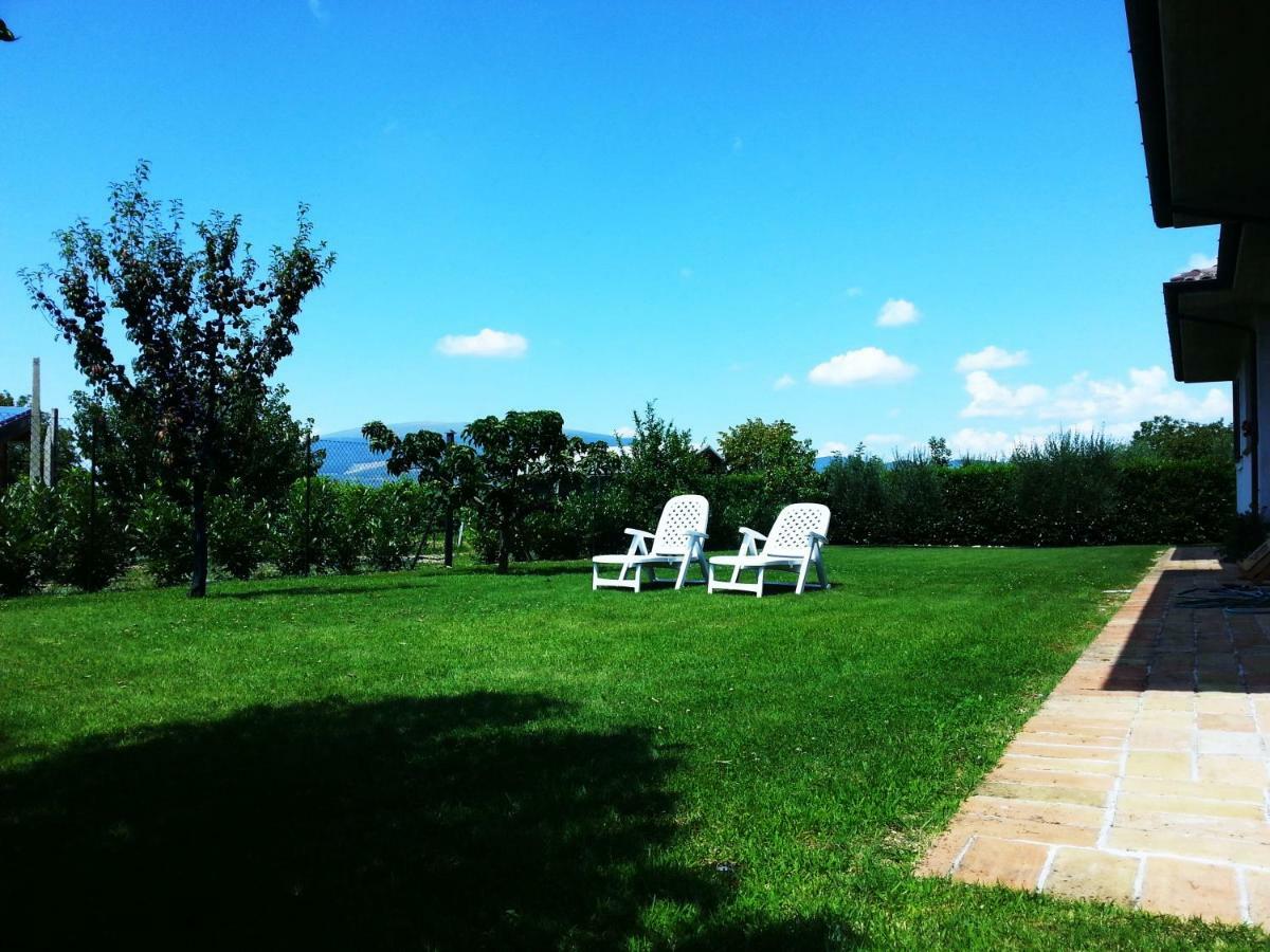 Elisa House Bed and Breakfast Foligno Exteriör bild