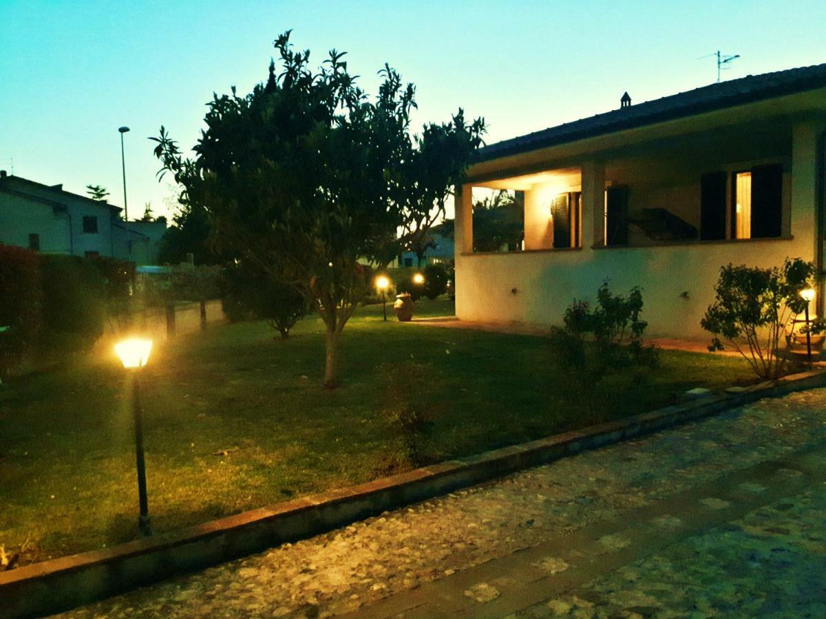 Elisa House Bed and Breakfast Foligno Exteriör bild